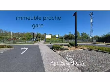 emplacement de 1er choix : a 20 m de la gare sncf de pont à vendin