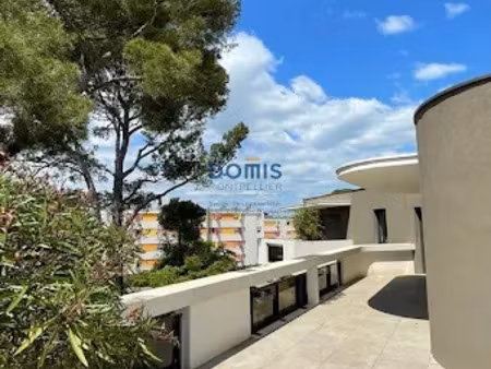 location appartement 4 pièces 99.4 m² à montpellier (34000)  2 200 €