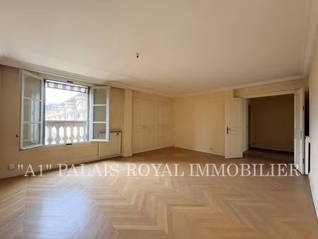 location appartement 3 pièces 101.19 m² à paris 1er (75001)  4 418 €