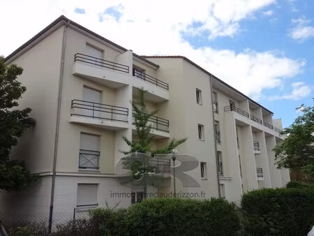 a louer - studio- metz devant les ponts