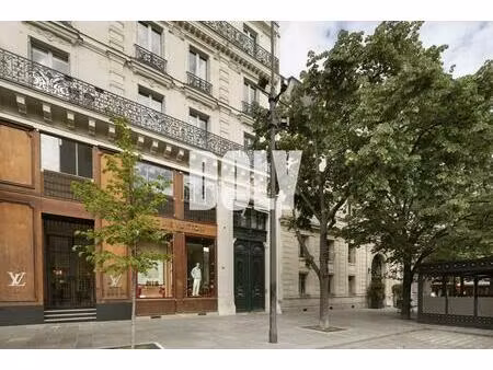 exclusivité doly - studio rénové - place saint germain des prés  75006  paris -