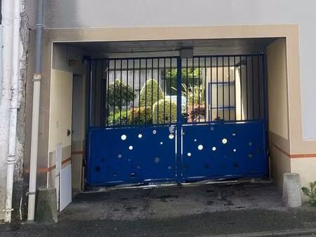 parkings sécurisés à louer