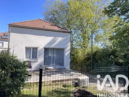 maison traditionnelle à coubron (93470)