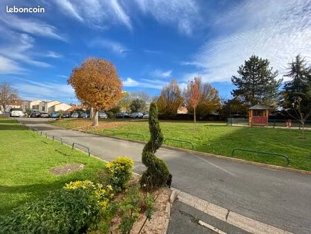 location studio meublé rueil-malmaison