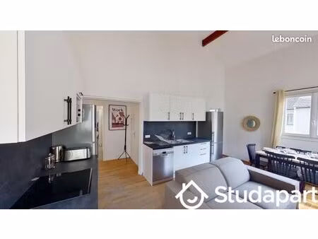 chambre 1 pièce 11 m²