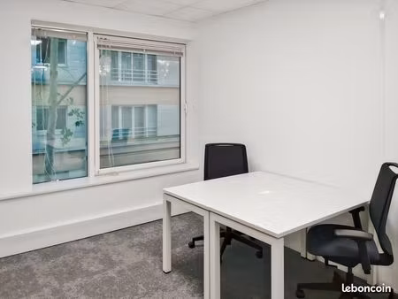 bureau privé à louer pour 2 personnes à factories malakoff