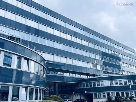 bureaux 527 m² nanterre