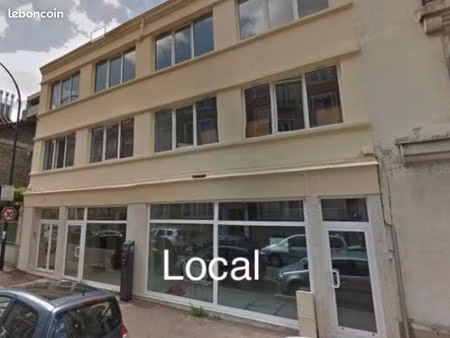 local commercial 296 m²
