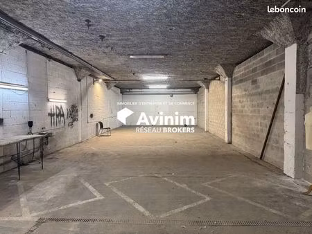 local 150 m² nanterre