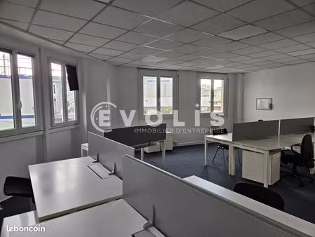 bureaux 140 m²