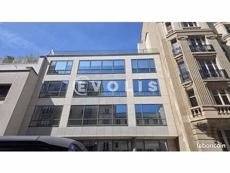 bureaux 262 m²
