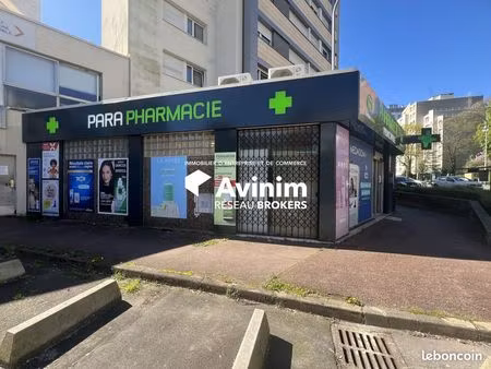 local commercial 55 m² sèvres