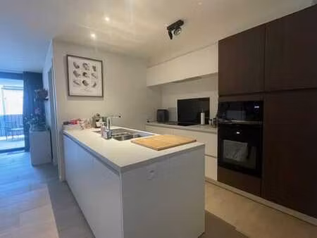 hoogwaardig afgewerkt nieuwbouwappartement met groot terras