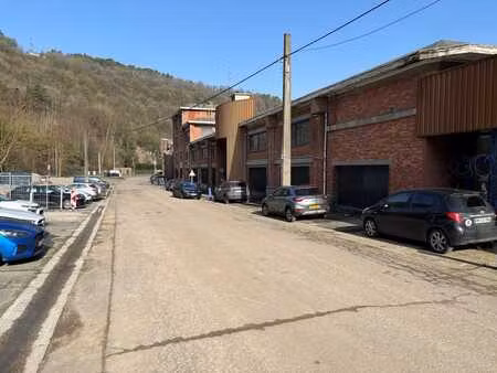 site industriel à vendre à marchin