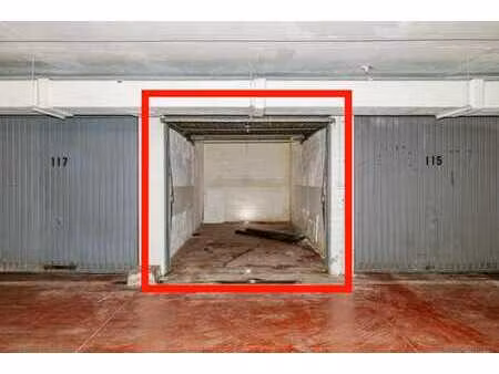le garage n° 116 au 2e niveau en sous-sol  aile b