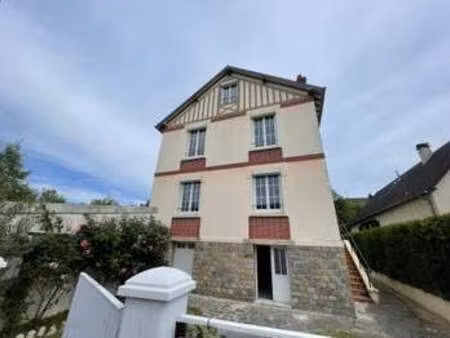 vente maison à lisieux (14100) : à vendre / 101m² lisieux