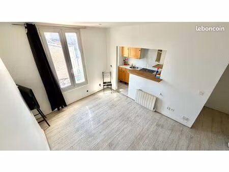 studio 1 pièce 22 m²