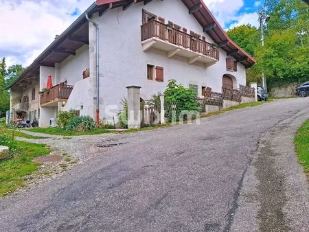 maison t5 154 + appartement loué t2 de 51m2!