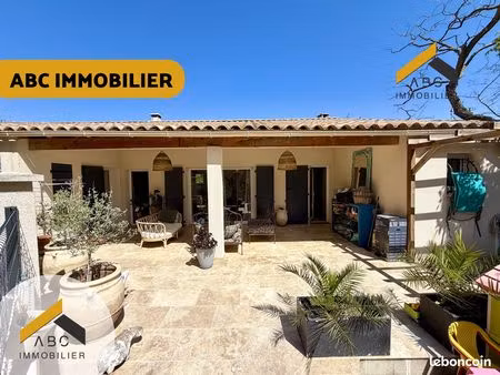 villa 5 pièces 136 m²