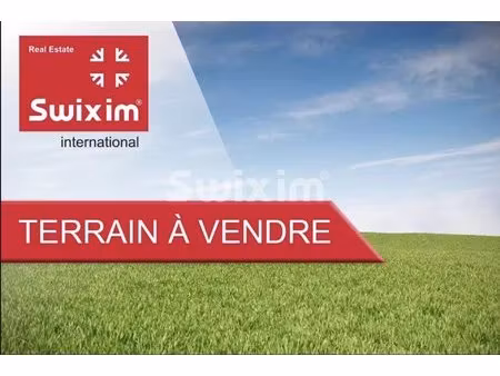 terrain constructible à vendre de 757m2