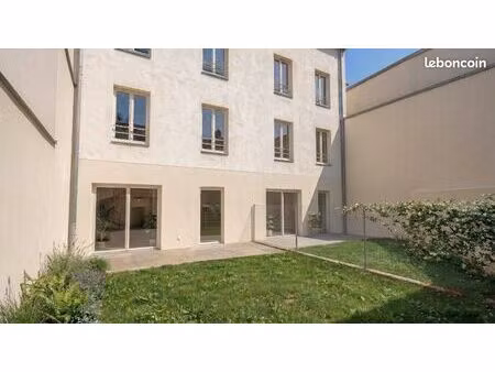 terrain a bâtir avec permis de construire 2 maisons