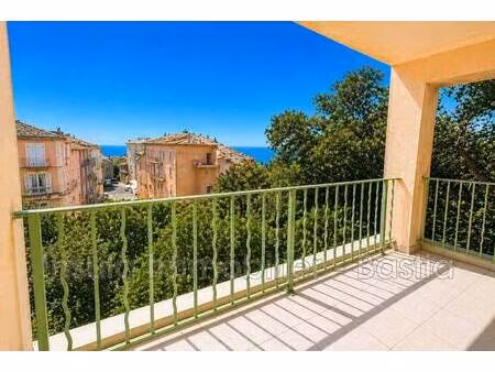 insula immobilier