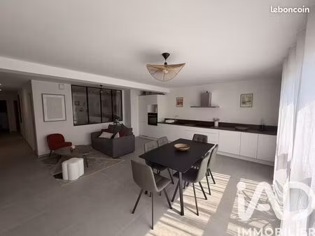 appartement 3 pièces 81 m²