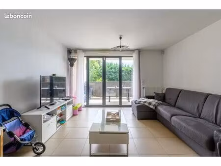 appartement 3 pièces 69 m²