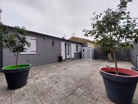 location meublée maison 3 pièces 71 m² à marseillan (34340)  1 100 €