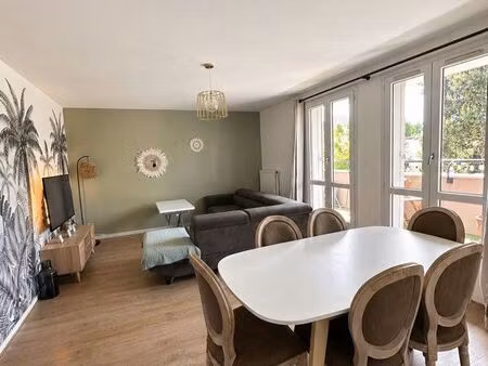 3 pièces 77 m2 rue des comtesses