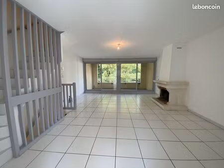 duplex 4 pièces 112 m²