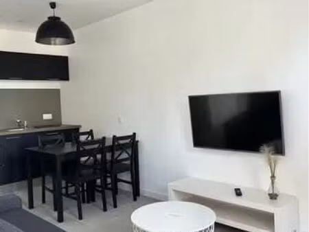 studio à la campagne