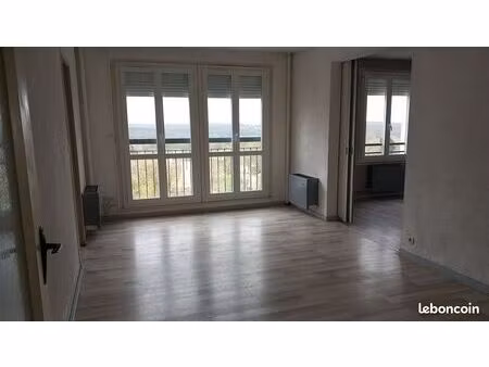 particulier loue appartement 2 pièces de 50m2 à rouen quartier grand-mare  au 9ème étage d