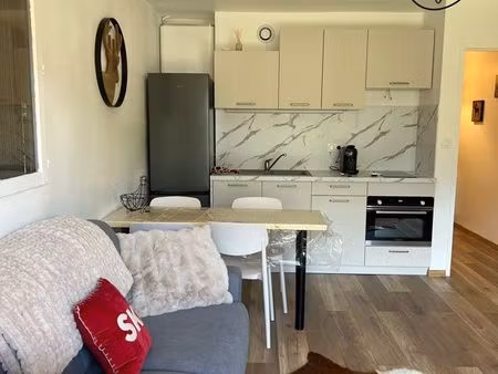 appartement/ studio avec jardin