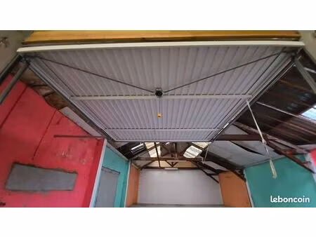 box de 150m~2 - accessible 24h/7