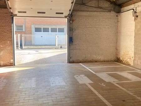 a louer - emplacement moto / scooter hazebrouck