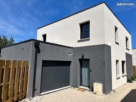 loue maison neuve très belles prestations et idéalement placée