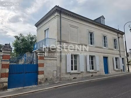 maison 7 pièces 161 m²