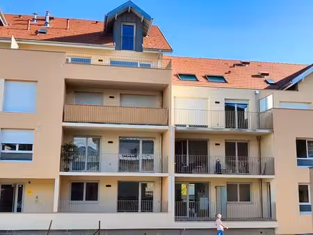 appartement climatisé 4 pièces en duplex 116 m2 utile + garage. immeuble neuf centre-ville