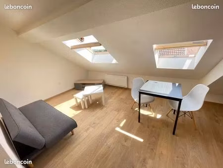 charmant t2 sous combles renové
