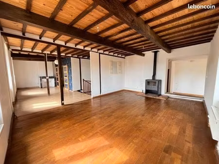 maison 4 pièces 196 m²