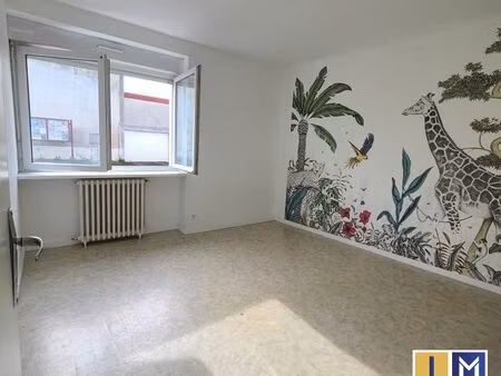 appartement 4 pièces 81 m²