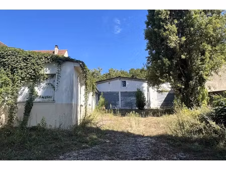 location locaux professionnels 5 pièces 94 m² à champigny-sur-marne (94500)  900 €