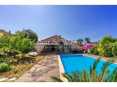 villa de luxe à vendre dans le quartier cap brun
