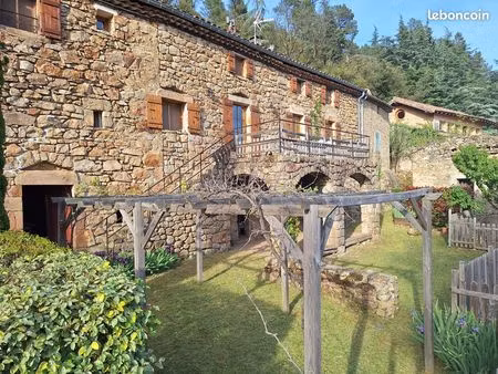 maison en pierre 7 pièces - ardèche