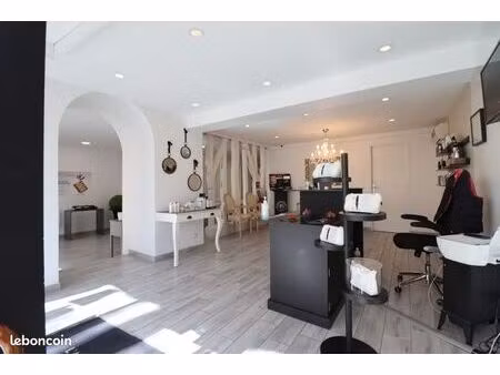 local commercial 80 m²