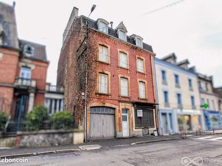 maison 12 pièces 246 m²