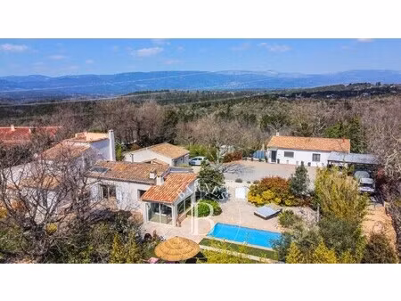 maison de luxe à vendre à bagnols-en-forêt
