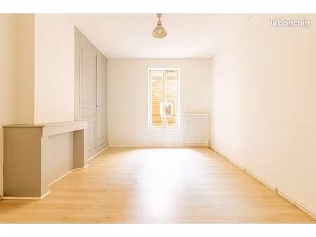 immeuble 340 m² charleville-mézières