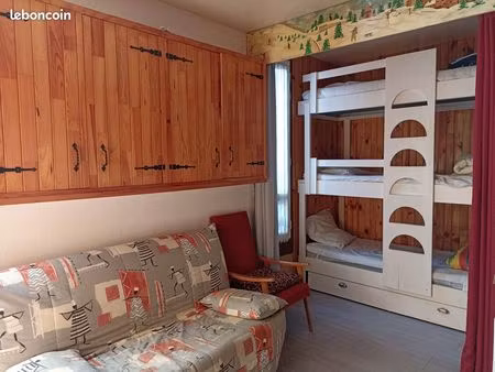 appartement au pied des pistes à guzet